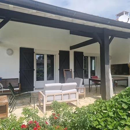 Basque Piscine Chauffee * Ascain